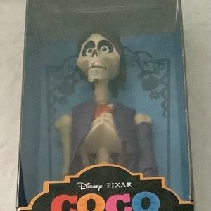 Disney Pixar Coco Héctor 11” Figure BNIB